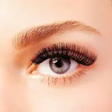 Volume lash extensions with lightweight fans